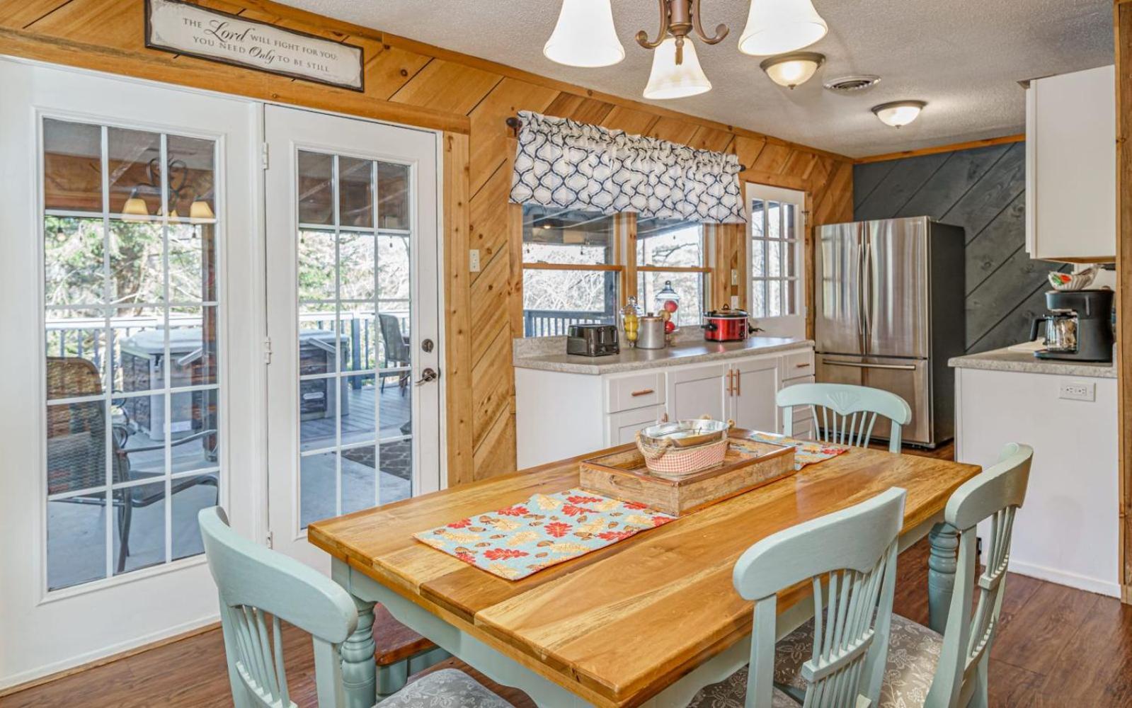 Wooded Bliss Hot Tub Single Level Cabin With No Steps Rocking Chairs And Wooded Views Pigeon Forge Esterno foto